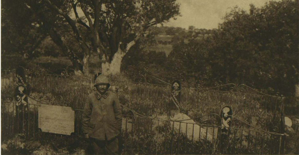 From the Turkish side: Graves of Turkish soldiers killed on 18 March, when the Allied ships tried to force the straits